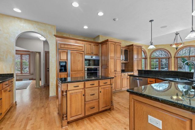 6709 N GULLWING COURT, Appleton, WI 54913