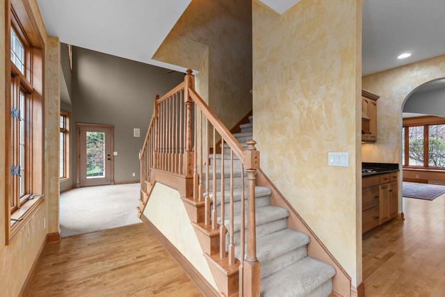 6709 N GULLWING COURT, Appleton, WI 54913