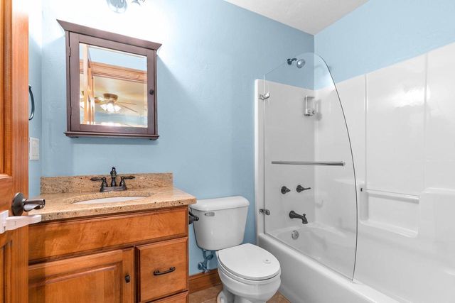 6709 N GULLWING COURT, Appleton, WI 54913
