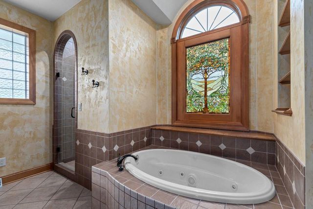 6709 N GULLWING COURT, Appleton, WI 54913
