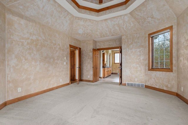 6709 N GULLWING COURT, Appleton, WI 54913