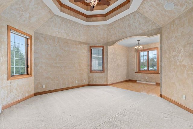 6709 N GULLWING COURT, Appleton, WI 54913