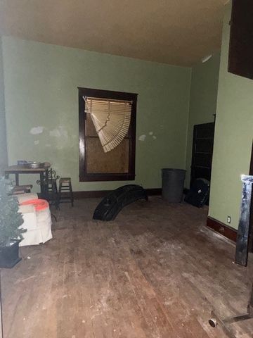 579 17th Street SE, Paris, TX 75460