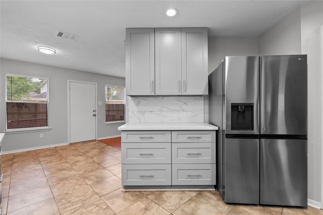 15834 Constitution Lane, Friendswood, TX 77546