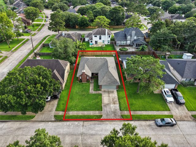 15834 Constitution Lane, Friendswood, TX 77546
