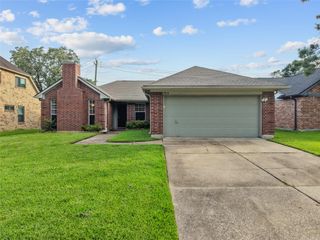 15834 Constitution Lane, Friendswood, TX 77546
