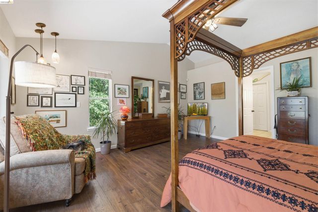16690 Ridgewood Dr, Sonora, CA 95370