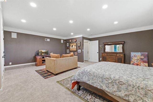 16690 Ridgewood Dr, Sonora, CA 95370