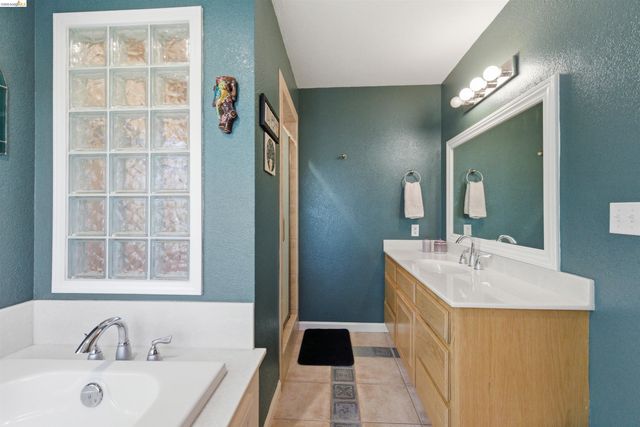 16690 Ridgewood Dr, Sonora, CA 95370