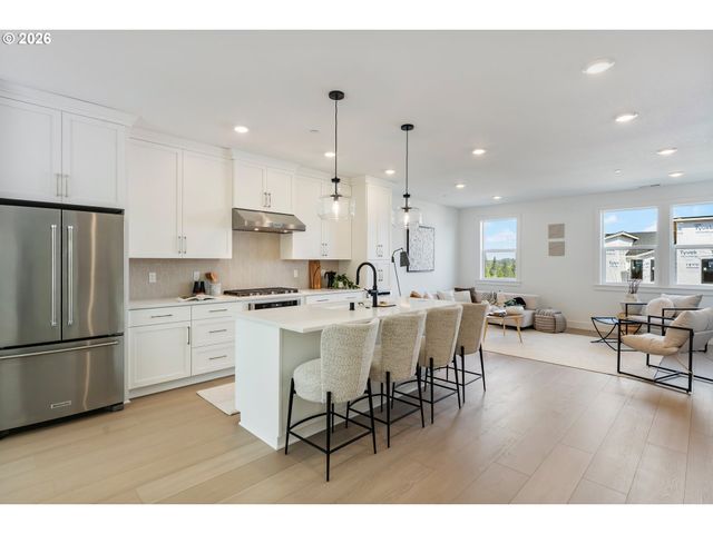3810 Nw 64TH Ave 2, Camas, WA 98607