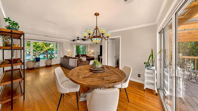 986 Edwards Dr, Turlock, CA 95380