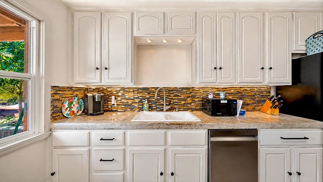986 Edwards Dr, Turlock, CA 95380