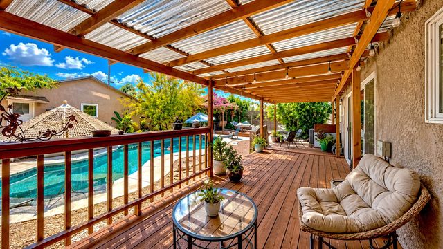 986 Edwards Dr, Turlock, CA 95380