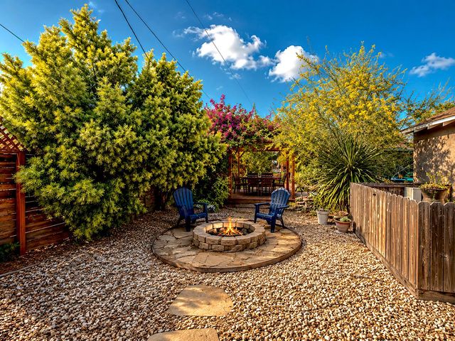 986 Edwards Dr, Turlock, CA 95380