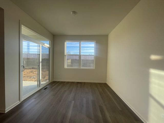 10099 fleetwood Street, Huntley, IL 60142