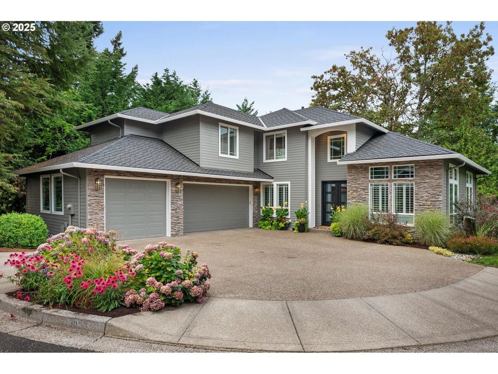 3802 FAIRHAVEN Dr, West Linn, OR 97068