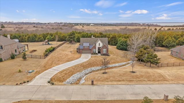 2601 Sunset Bay Lane, Nevada, TX 75173