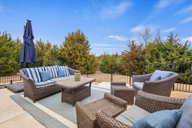 2601 Sunset Bay Lane, Nevada, TX 75173