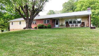53 Windy Oaks Ridge, Burnsville, NC 28714