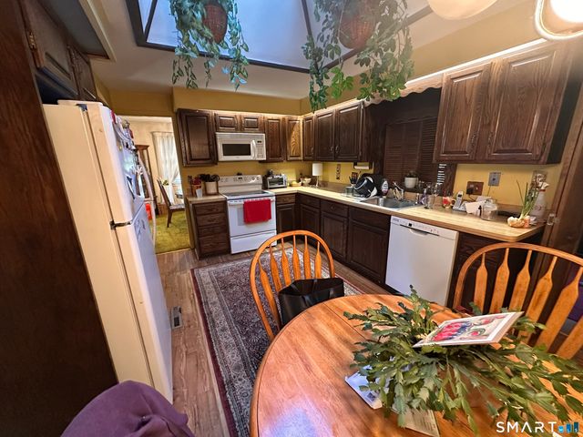 438 Old Country Road, Orange, CT 06477