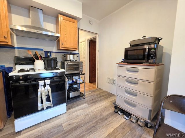 33 Baxter Street 2, Buffalo, NY 14207
