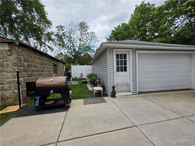 33 Baxter Street 2, Buffalo, NY 14207