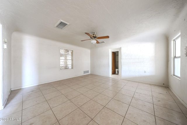 2119 W ELM Street, Phoenix, AZ 85015