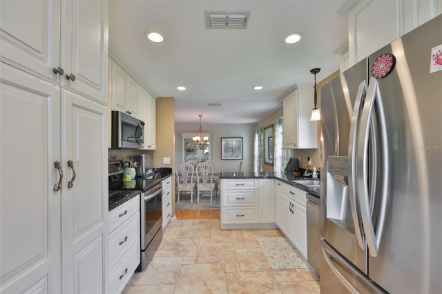 2611 LOCKSLEY STREET 250, Sun City Center, FL 33573