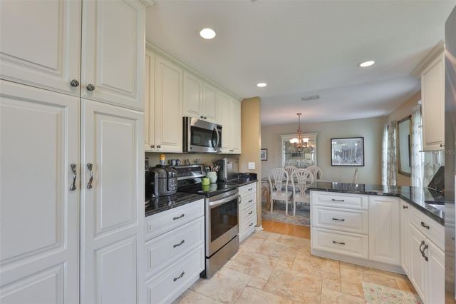 2611 LOCKSLEY STREET 250, Sun City Center, FL 33573