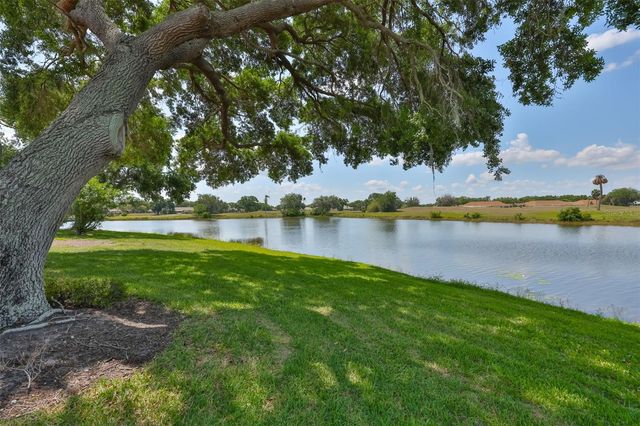 2611 LOCKSLEY STREET 250, Sun City Center, FL 33573