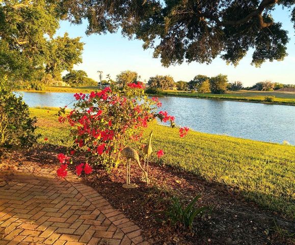 2611 LOCKSLEY STREET 250, Sun City Center, FL 33573
