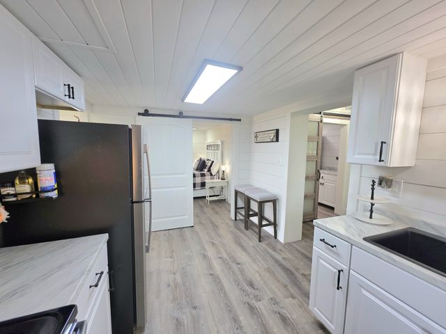 1151 Dry Creek Rd, Smithville, TN 37166