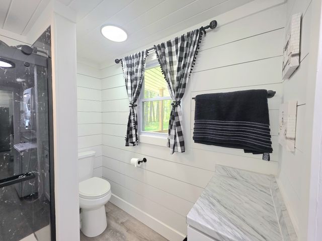 1151 Dry Creek Rd, Smithville, TN 37166