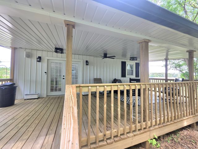 1151 Dry Creek Rd, Smithville, TN 37166
