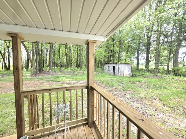 1151 Dry Creek Rd, Smithville, TN 37166