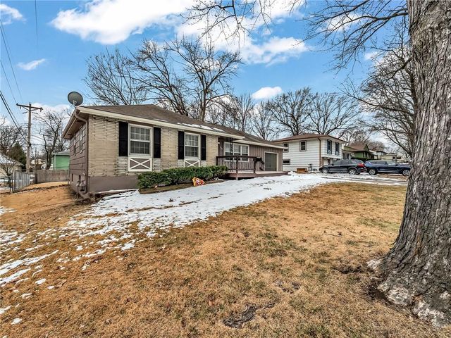 9807 E 79th Terrace, Raytown, MO 64138