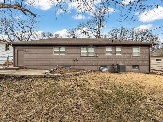 9807 E 79th Terrace, Raytown, MO 64138