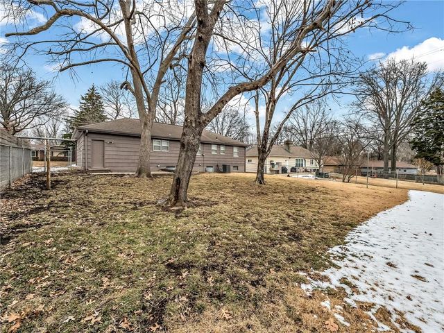 9807 E 79th Terrace, Raytown, MO 64138