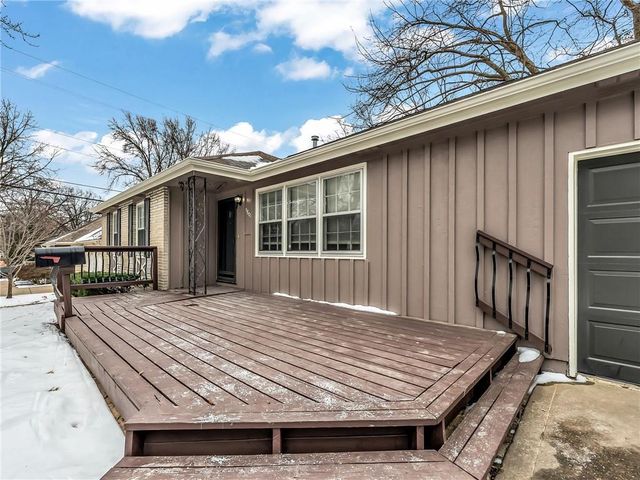 9807 E 79th Terrace, Raytown, MO 64138