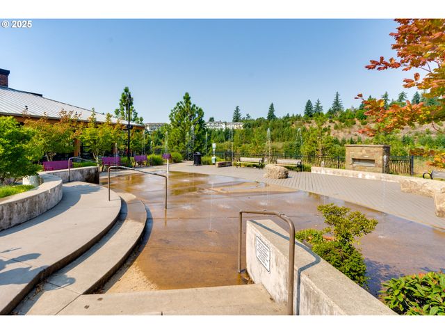 16085 Sw TOWHEE Ln, Beaverton, OR 97007