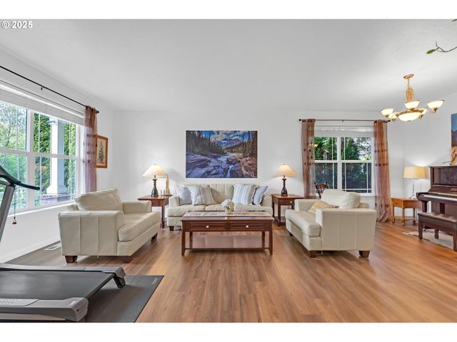 16085 Sw TOWHEE Ln, Beaverton, OR 97007