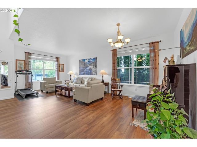 16085 Sw TOWHEE Ln, Beaverton, OR 97007