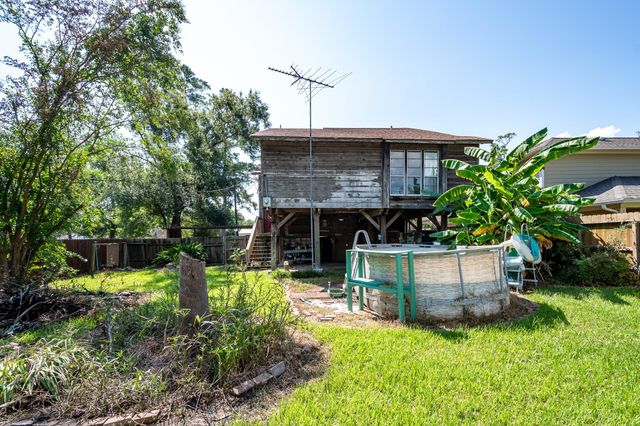 17119 Water Oak Drive, Channelview, TX 77530