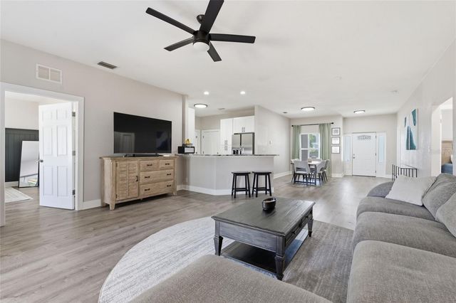 2233 TRELAIN DRIVE S, St Petersburg, FL 33712