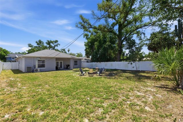 2233 TRELAIN DRIVE S, St Petersburg, FL 33712