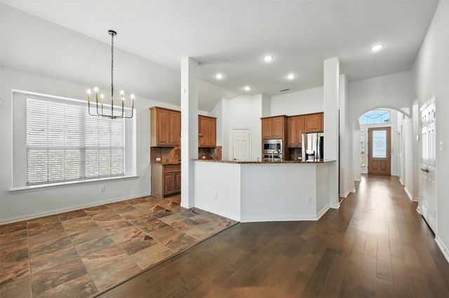 628 Castle Street, Desoto, TX 75115