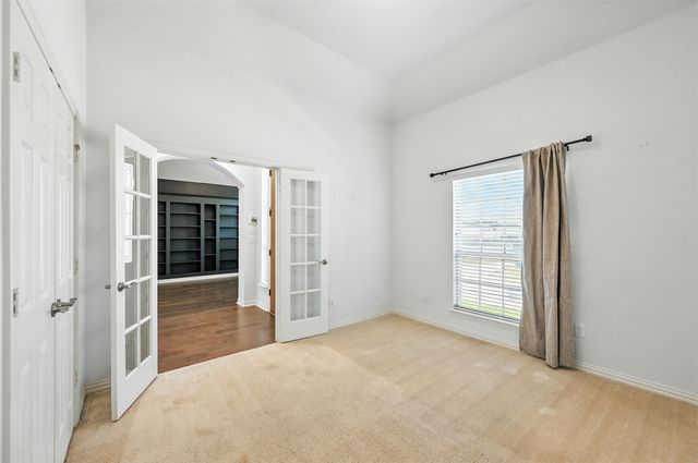 628 Castle Street, Desoto, TX 75115