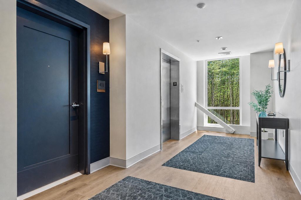 267 US Route 1 401, Falmouth, ME 04105 — exterior