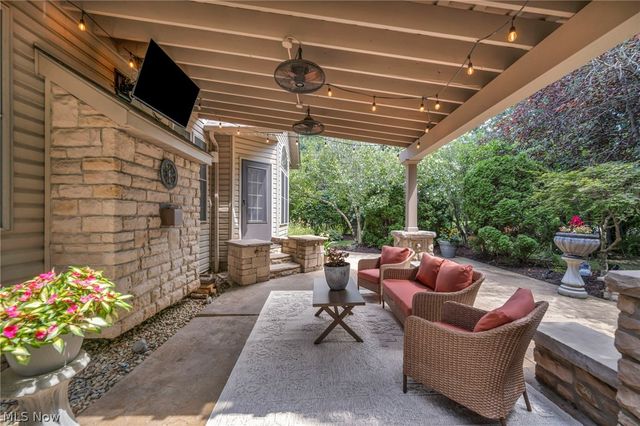 22131 Yarrow Trail, Strongsville, OH 44149