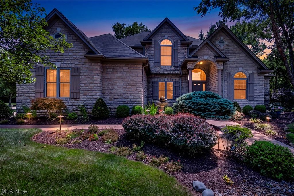 22131 Yarrow Trail, Strongsville, OH 44149